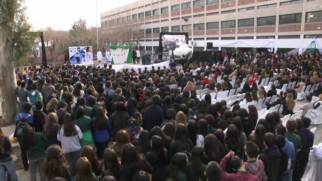 El festejo de los 70 años de la Escuela de Comercio.